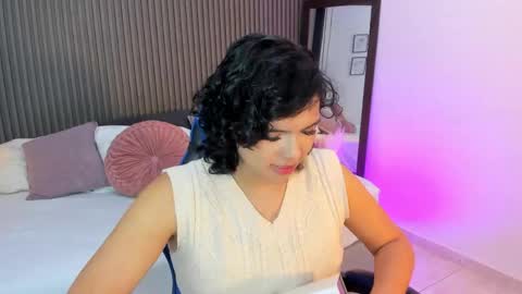 Axel online show from May 26, 2026, 1:34 am