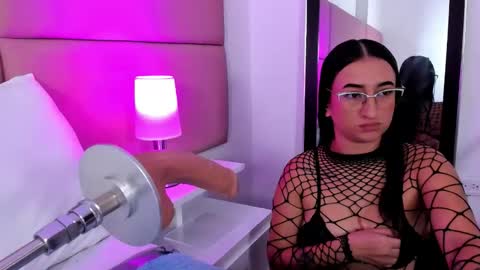 Sammy Morales online show from November 22, 2025, 1:32 pm