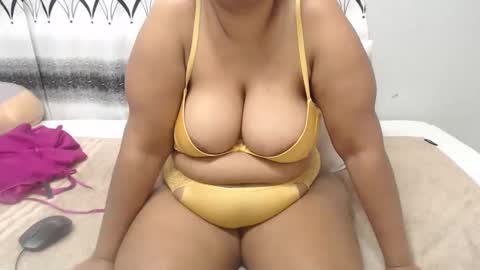 Snapshot of sammyxxx393 chatting on April 16, 2026, 8:04 am sammyxxx393 online show from April 16, 2026, 8:04 am
