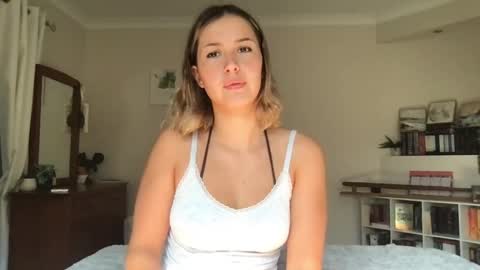 Snapshot of sammyygirlxx chatting on April 14, 2026, 11:00 pm Sammy online show from April 14, 2026, 11:00 pm