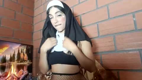 Snapshot of samntha_ferrer28 chatting on November 7, 2025, 2:17 pm Samantha ferrer online show from November 7, 2025, 2:17 pm