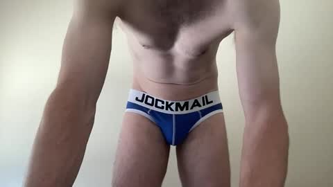 Snapshot of samt2527 chatting on December 23, 2025, 12:41 am SamT online show from December 23, 2025, 12:41 am