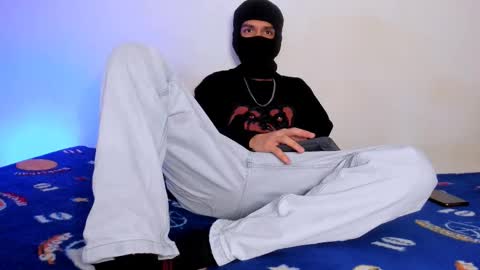 Snapshot of samuel_suarez chatting on September 27, 2025, 9:36 am online show from September 27, 2025, 9:36 am