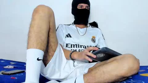 Snapshot of samuel_suarez chatting on November 16, 2025, 3:01 am online show from November 16, 2025, 3:01 am