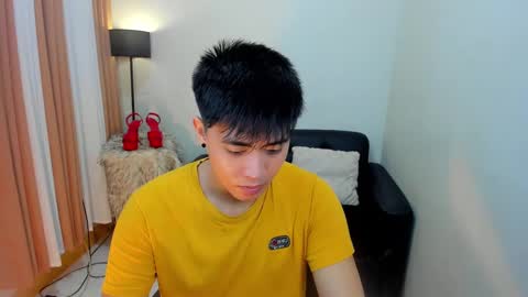 Snapshot of samuelangelo chatting on December 15, 2024, 3:02 am Sam online show from December 15, 2024, 3:02 am