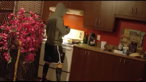 samueldixky online show from February 9, 2026, 3:54 am