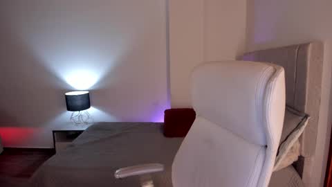 Snapshot of samy_one chatting on October 15, 2025, 9:26 pm Samy online show from October 15, 2025, 9:26 pm