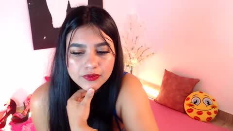 Snapshot of samy_qeen chatting on January 7, 2026, 4:42 pm samy_qeen online show from January 7, 2026, 4:42 pm