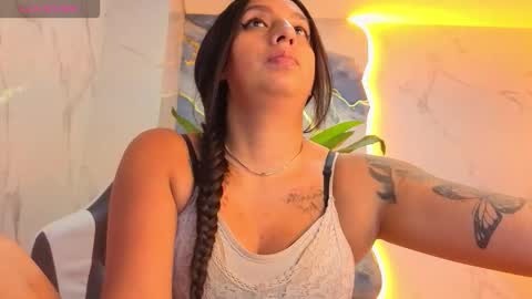 Snapshot of samy_queen_tx chatting on October 15, 2025, 3:06 am Online 800 to 1400 online show from October 15, 2025, 3:06 am