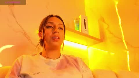 Snapshot of samy_queen_tx chatting on October 15, 2025, 5:57 pm Online 800 to 1400 online show from October 15, 2025, 5:57 pm