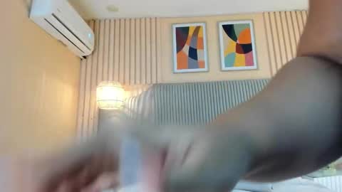 Samy  online show from November 1, 2025, 2:13 am