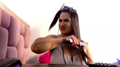 Samy online show from March 6, 2026, 11:12 pm