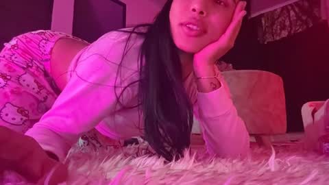 Snapshot of samys_world chatting on January 17, 2025, 6:04 am Samy Montoya online show from January 17, 2025, 6:04 am