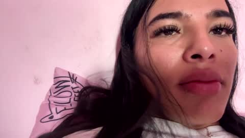 Snapshot of samys_world chatting on January 31, 2025, 7:18 pm Samy Montoya online show from January 31, 2025, 7:18 pm