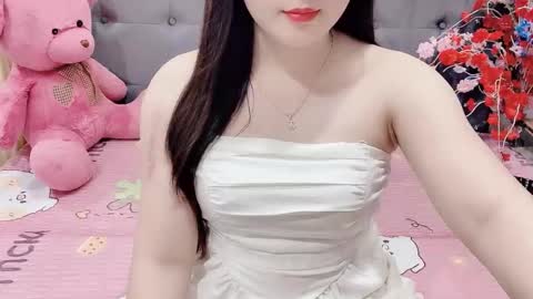 sanami_sian_ online show from November 6, 2025, 1:56 pm