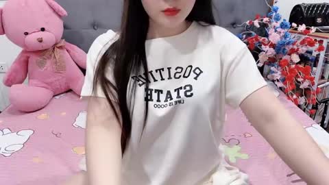 Snapshot of sanami_sian_ chatting on April 17, 2026, 2:20 pm sanami_sian_ online show from April 17, 2026, 2:20 pm