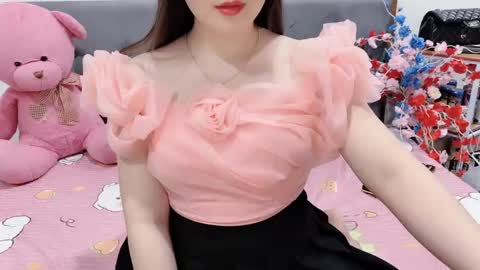 Snapshot of sanami_sian_ chatting on April 18, 2026, 2:32 pm sanami_sian_ online show from April 18, 2026, 2:32 pm