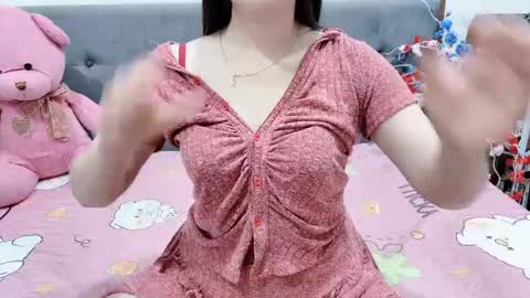 Snapshot of sanami_sian_ chatting on April 19, 2026, 12:22 am sanami_sian_ online show from April 19, 2026, 12:22 am