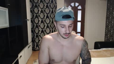 Snapshot of sanchezerik4 chatting on December 3, 2024, 12:06 pm Sanchez Erik online show from December 3, 2024, 12:06 pm