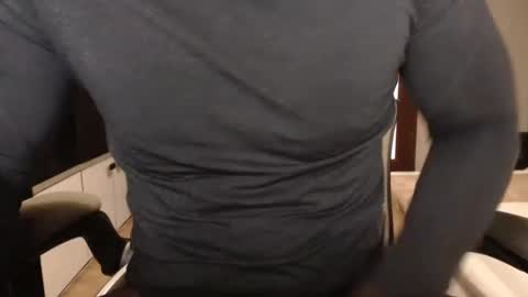 Snapshot of sanchezerik4 chatting on December 5, 2024, 11:16 am Sanchez Erik online show from December 5, 2024, 11:16 am