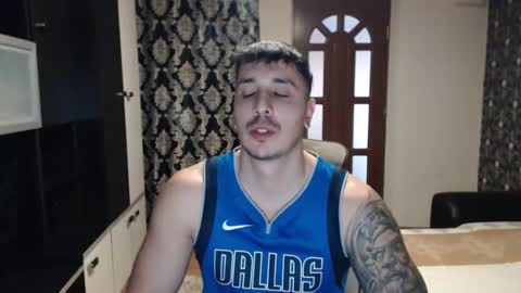 Snapshot of sanchezerik4 chatting on December 9, 2024, 9:28 am Sanchez Erik online show from December 9, 2024, 9:28 am