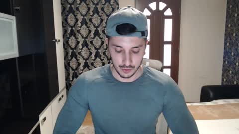 Snapshot of sanchezerik4 chatting on January 14, 2025, 1:28 pm Sanchez Erik online show from January 14, 2025, 1:28 pm
