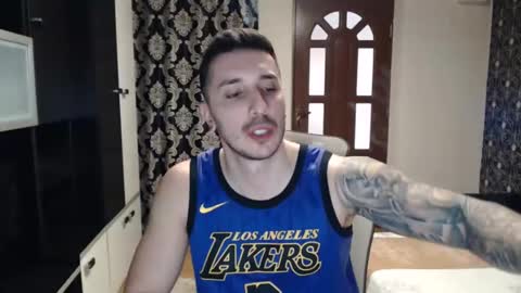 Snapshot of sanchezerik4 chatting on January 22, 2025, 9:24 am Sanchez Erik online show from January 22, 2025, 9:24 am