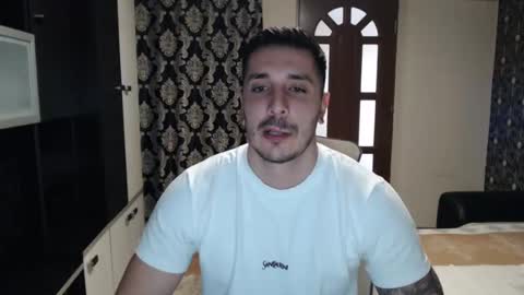 Snapshot of sanchezerik4 chatting on January 24, 2025, 8:02 am Sanchez Erik online show from January 24, 2025, 8:02 am
