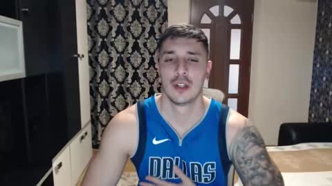 Snapshot of sanchezerik4 chatting on February 3, 2025, 9:30 am Sanchez Erik online show from February 3, 2025, 9:30 am