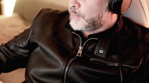 Sanders online show from February 1, 2025, 1:34 am