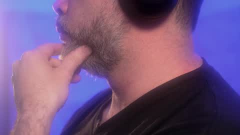 Sanders online show from October 27, 2025, 3:21 am