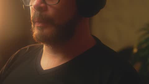 Sanders online show from February 25, 2026, 5:06 am