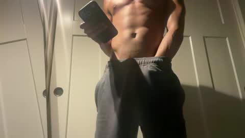 Snapshot of sandiegoboy22 chatting on May 31, 2026, 7:37 am help me pay for coachella online show from May 31, 2026, 7:37 am