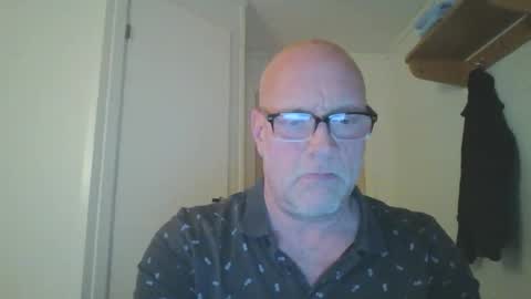 sandnesrune523 online show from January 16, 2026, 5:55 am