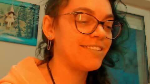 Snapshot of sandra10031989 chatting on March 11, 2026, 4:57 pm Sandra online show from March 11, 2026, 4:57 pm