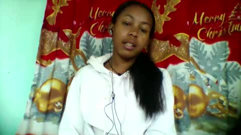 sandra1253099 online show from September 23, 2025, 5:32 am