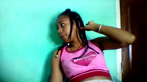 sandra1253099 online show from May 9, 2026, 7:24 am