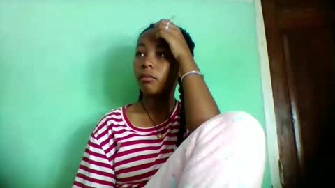 sandra1253099 online show from May 16, 2026, 6:32 am