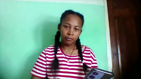 sandra1253099 online show from May 16, 2026, 10:58 am