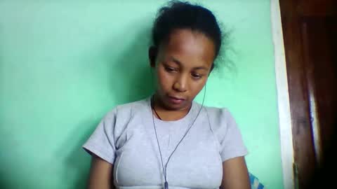 sandra1253099 online show from May 19, 2026, 5:08 pm