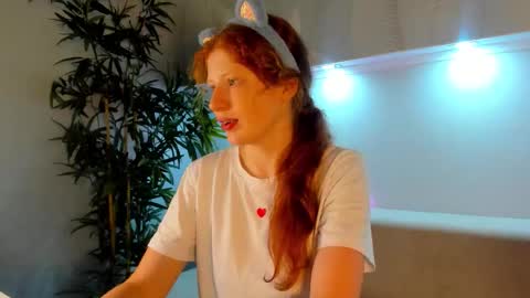 Sandra online show from November 17, 2025, 1:33 am