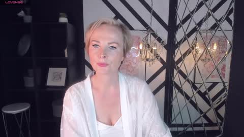 Snapshot of sandra_kind chatting on January 31, 2025, 11:56 am Sandra online show from January 31, 2025, 11:56 am
