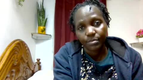 Snapshot of sandra_milly chatting on June 22, 2026, 8:17 pm sandra online show from June 22, 2026, 8:17 pm