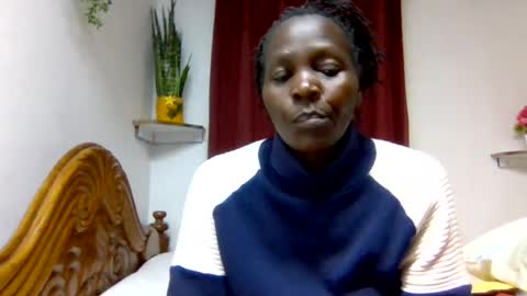 Snapshot of sandra_milly chatting on June 24, 2026, 8:02 am sandra online show from June 24, 2026, 8:02 am