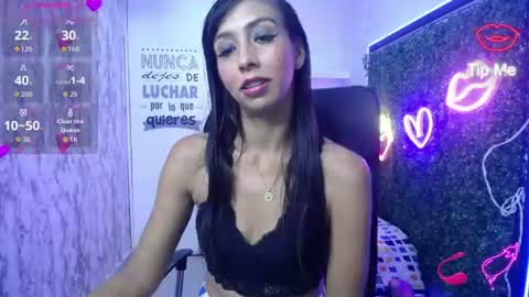 Snapshot of sandra_petite19 chatting on June 15, 2026, 3:42 am sandra online show from June 15, 2026, 3:42 am