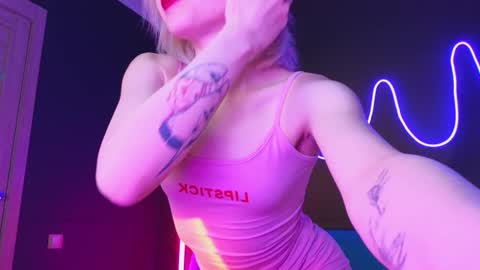 Sandy  online show from January 22, 2025, 4:23 am