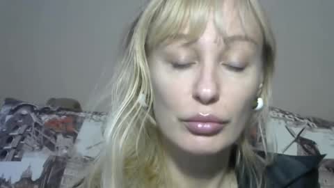 Snapshot of sandraglamour chatting on October 7, 2025, 2:25 pm Sandra online show from October 7, 2025, 2:25 pm
