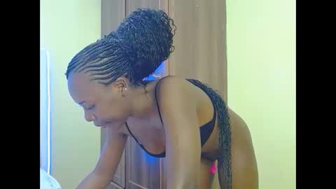 Sandy online show from December 23, 2025, 3:59 am