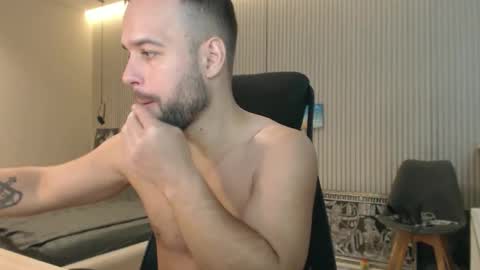 DeAlex online show from October 23, 2025, 11:31 am