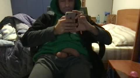 Snapshot of sandropertoni chatting on December 22, 2024, 9:31 pm lucas online show from December 22, 2024, 9:31 pm